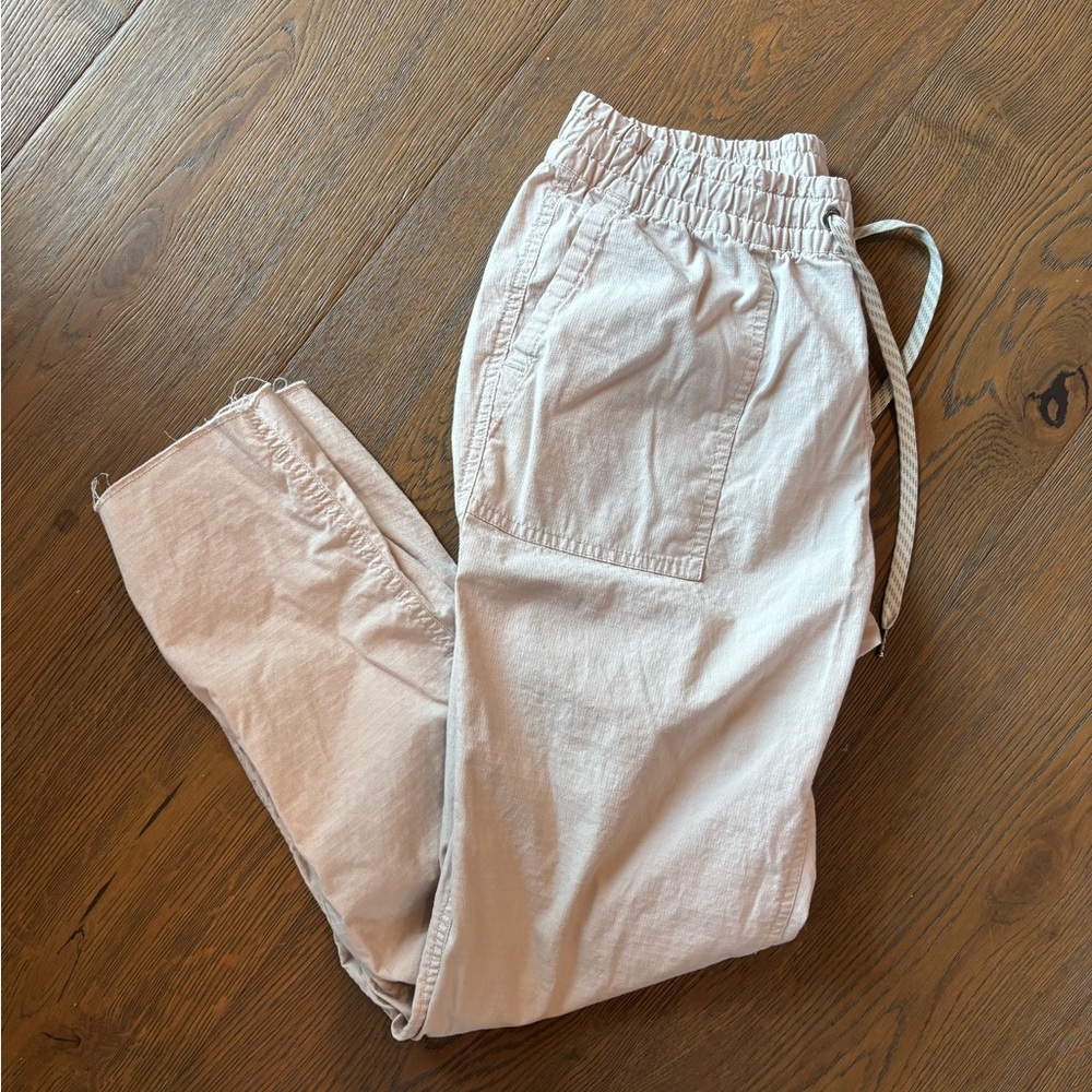 Vuori Light Pink Elastic Waist Jogger Pants
